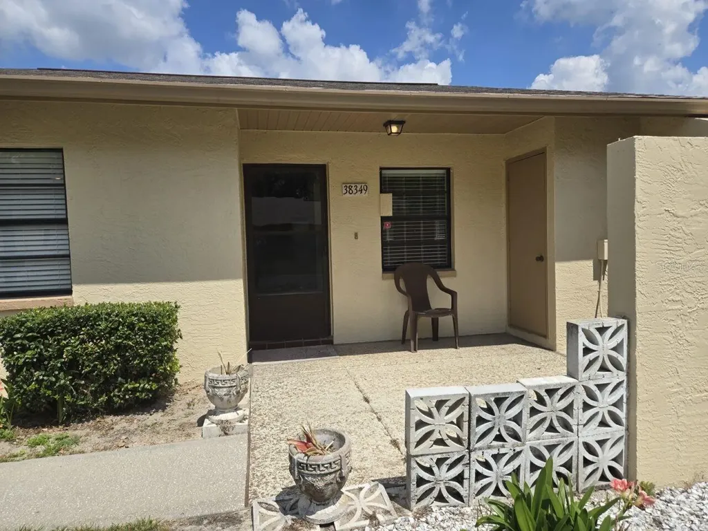 38349 Cottonwood Place Zephyrhills FL 33542
