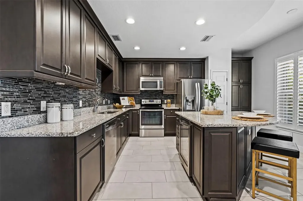 771 Date Palm Lane St Petersburg FL 33707