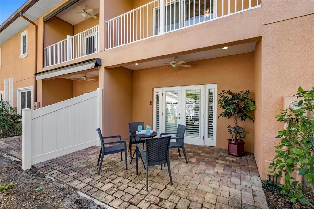 771 Date Palm Lane St Petersburg FL 33707