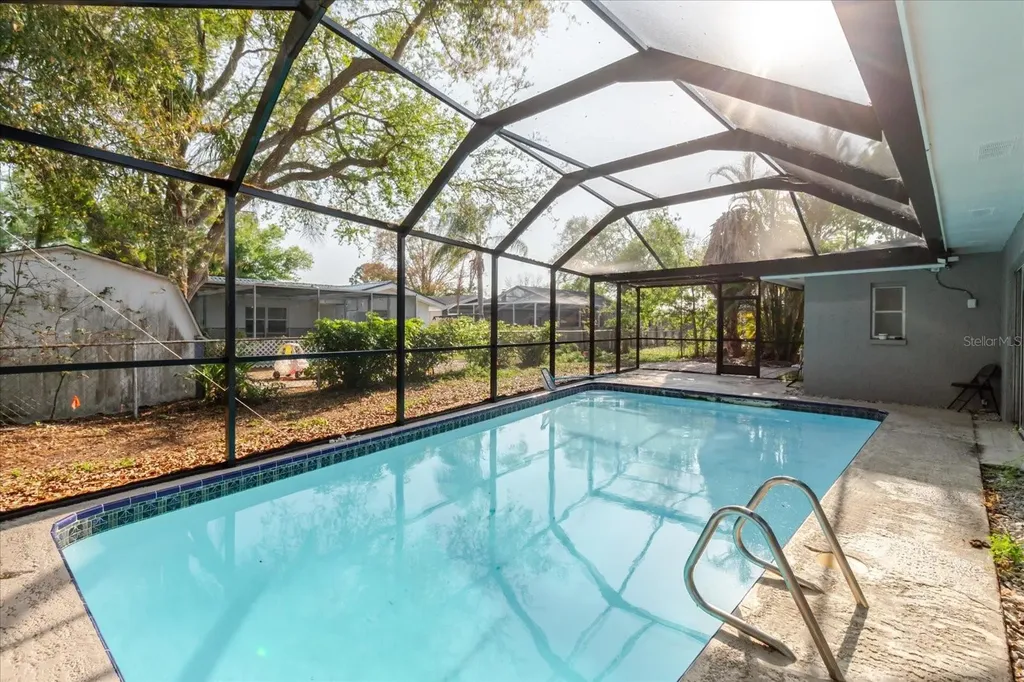 1811 Forest Drive Oldsmar FL 34677