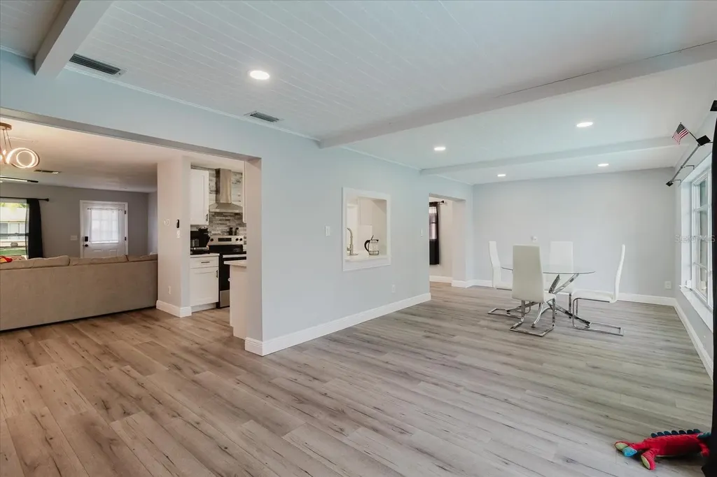 1811 Forest Drive Oldsmar FL 34677