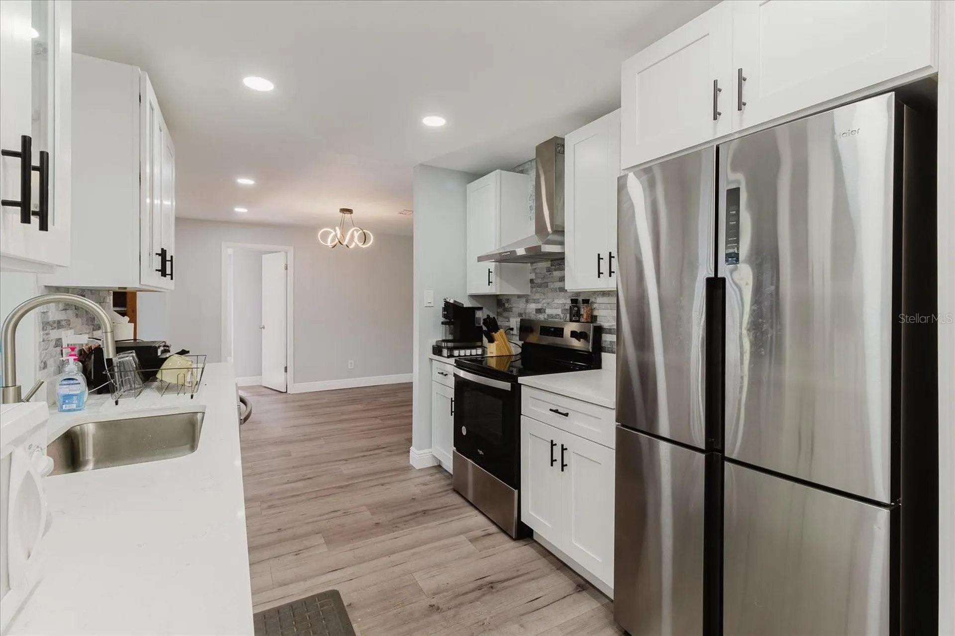1811 Forest Drive Oldsmar FL 34677