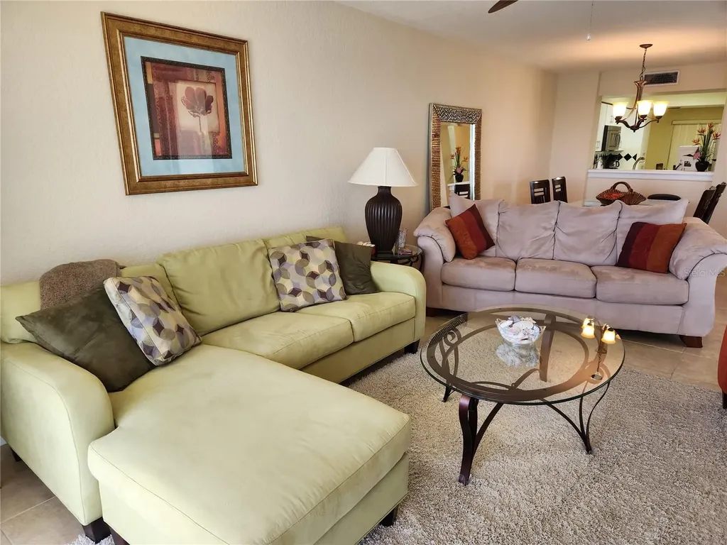 6105 Bahia Del Mar Circle St Petersburg FL 33715