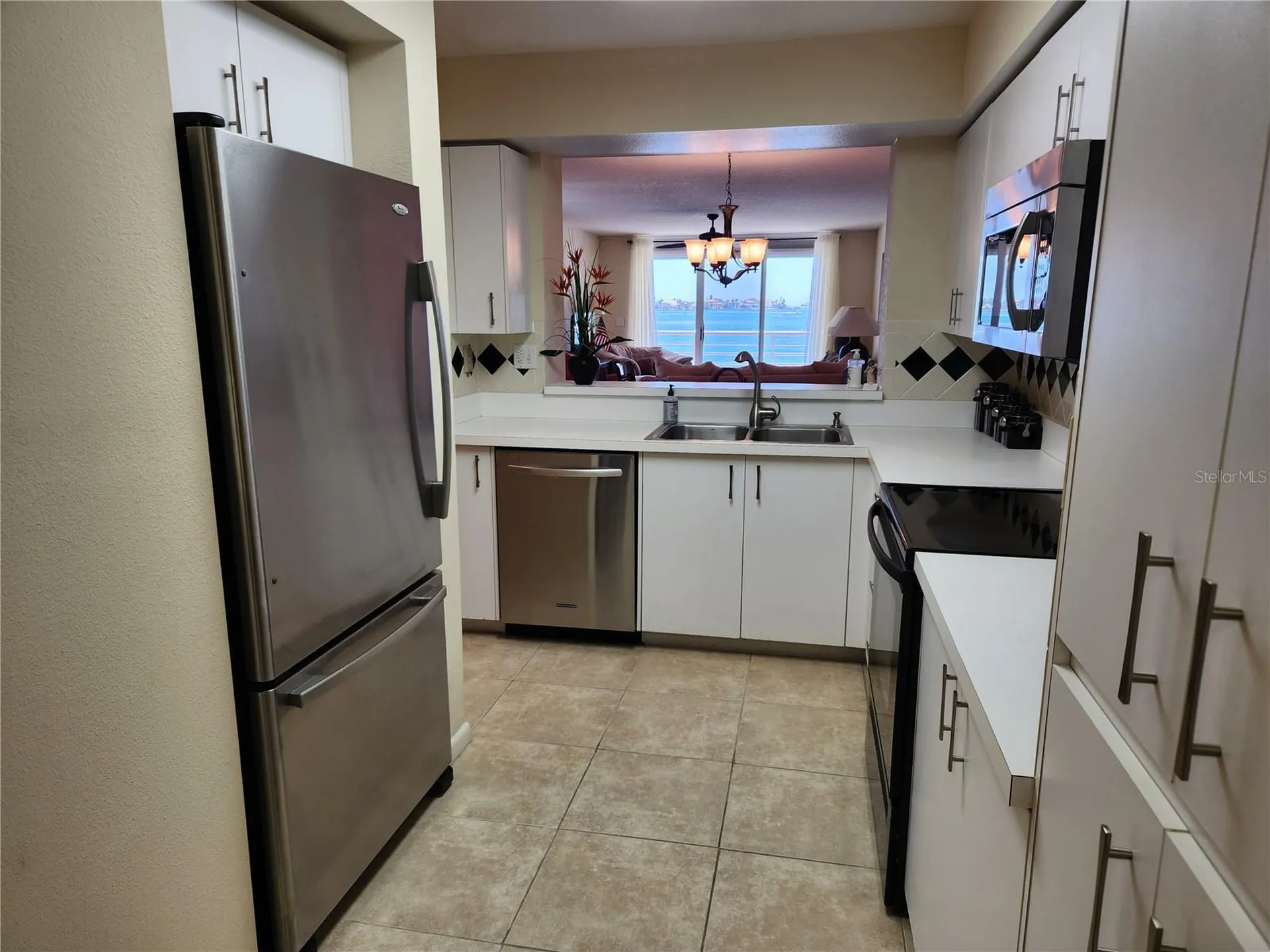 6105 Bahia Del Mar Circle St Petersburg FL 33715