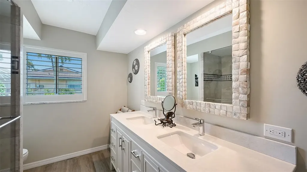 531 Wedge Lane Longboat Key FL 34228