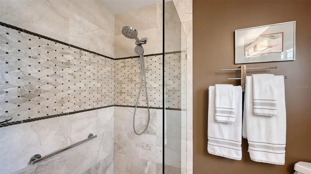531 Wedge Lane Longboat Key FL 34228
