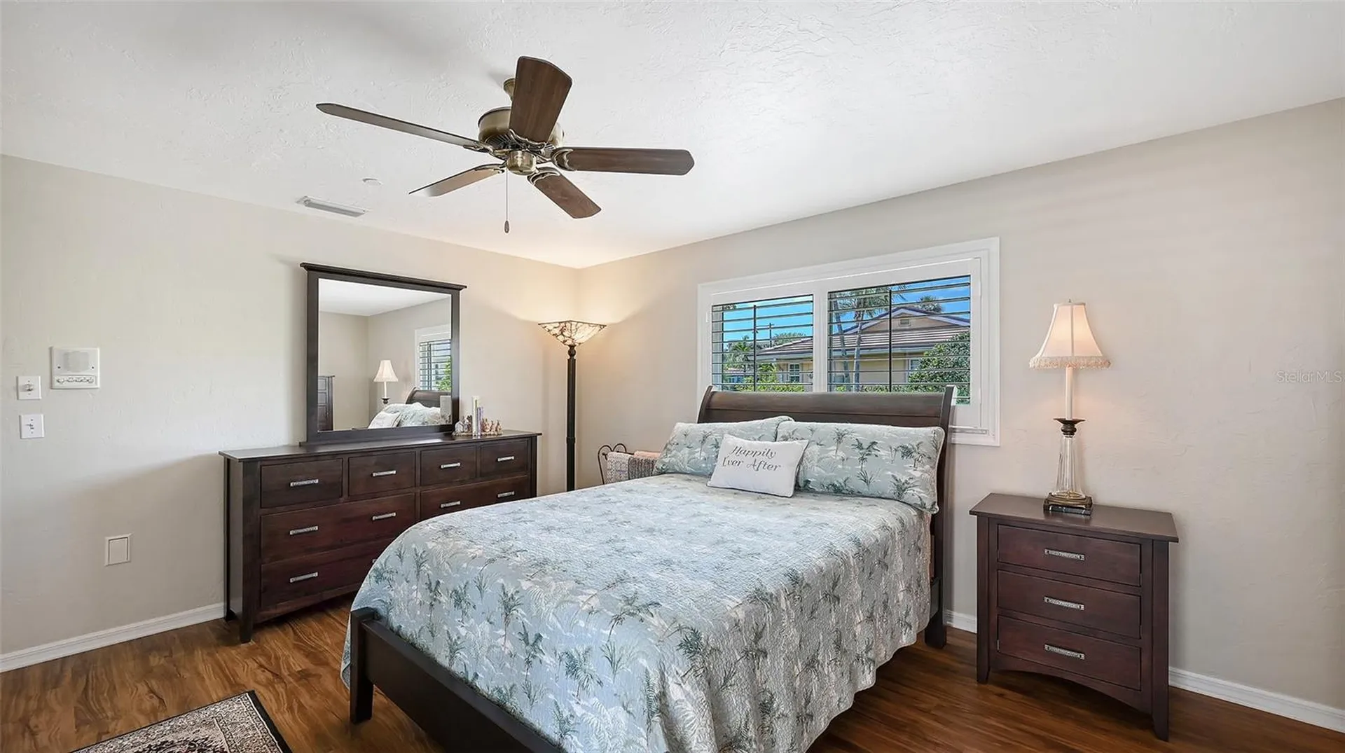531 Wedge Lane Longboat Key FL 34228