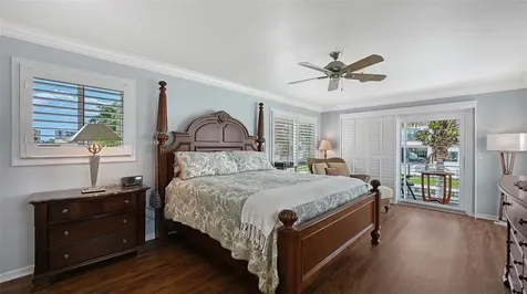 531 Wedge Lane Longboat Key FL 34228