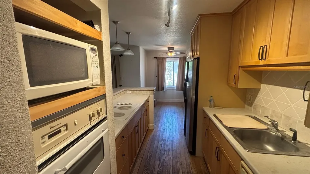 7524 Needle Leaf Place Tampa FL 33617