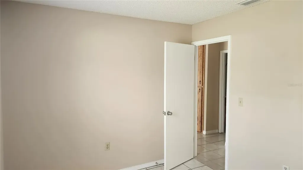 1732 Mitten Terrace Deltona FL 32738