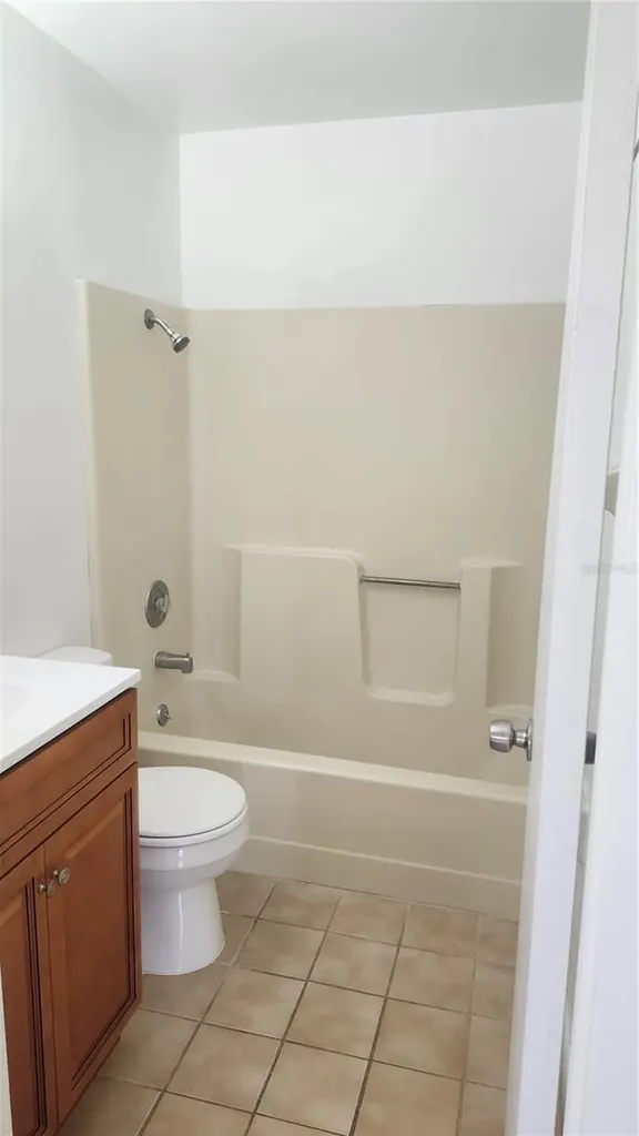 1732 Mitten Terrace Deltona FL 32738