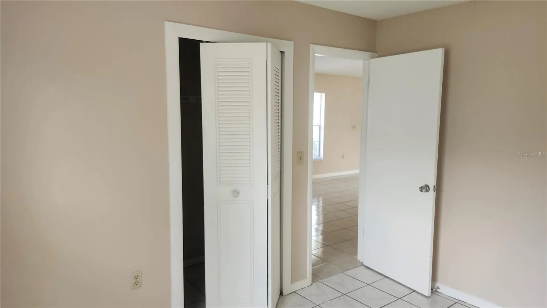 1732 Mitten Terrace Deltona FL 32738
