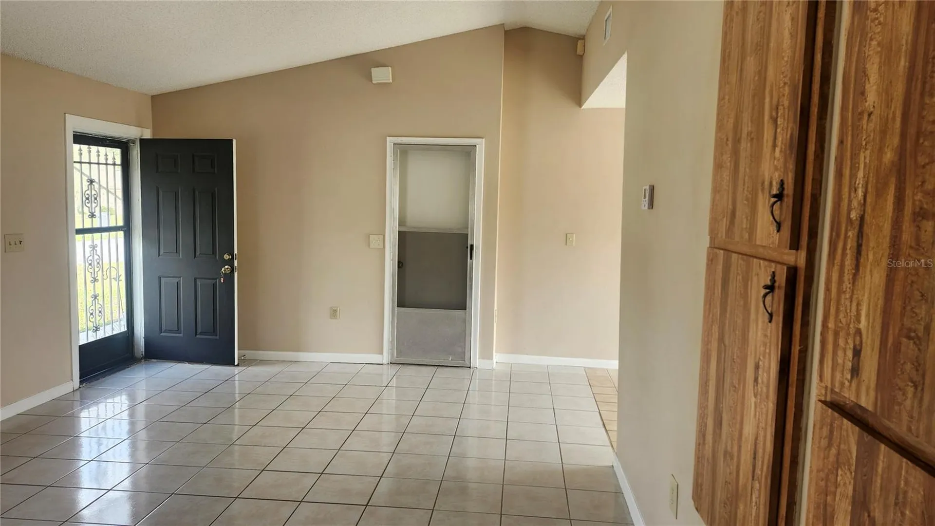 1732 Mitten Terrace Deltona FL 32738