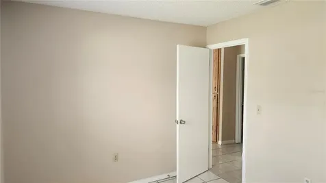 1732 Mitten Terrace Deltona FL 32738