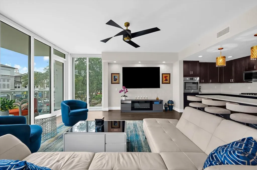 176 4th Avenue NE St Petersburg FL 33701