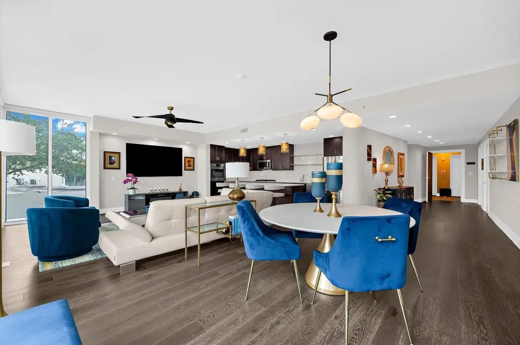 176 4th Avenue NE St Petersburg FL 33701
