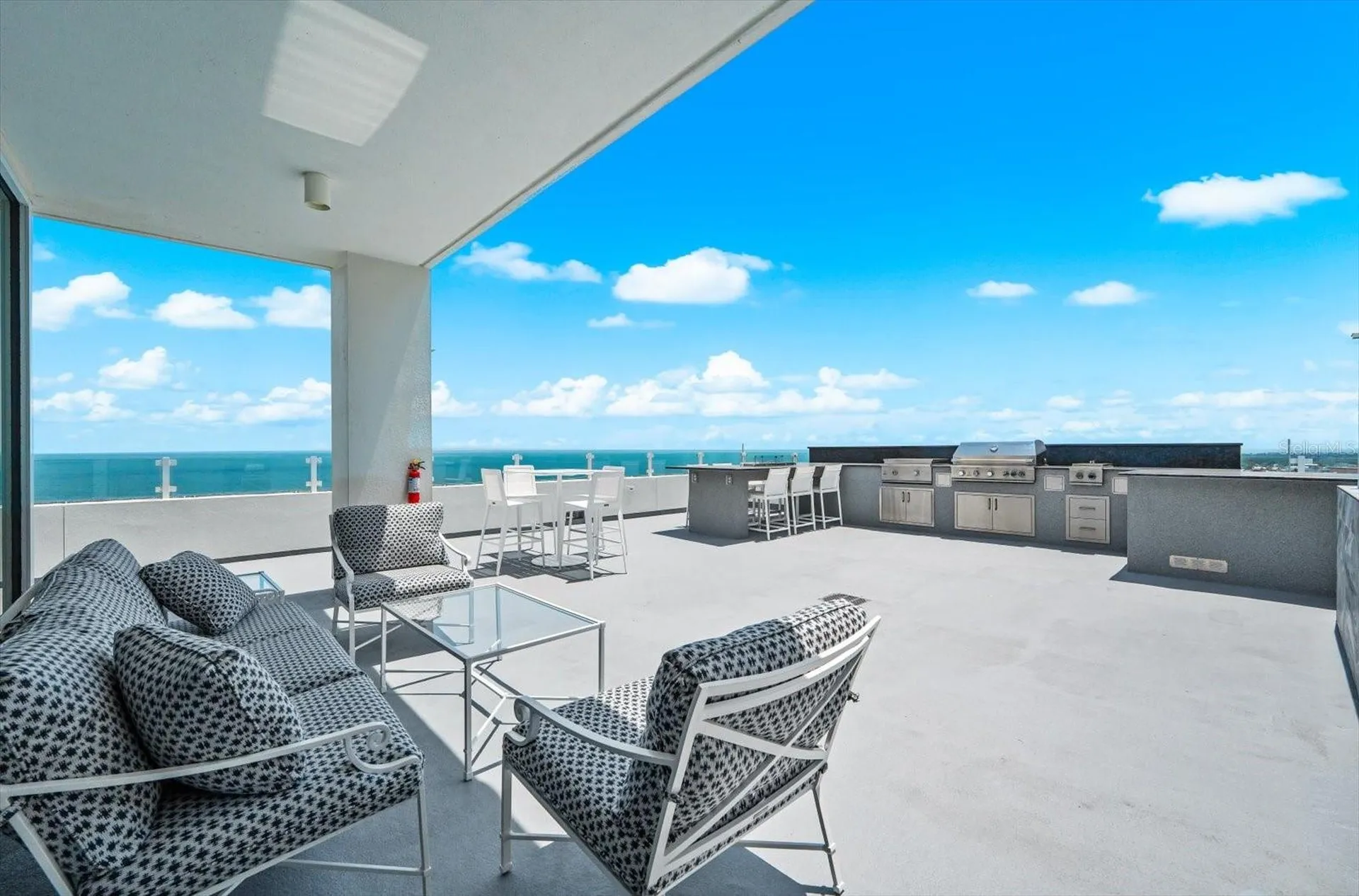 176 4th Avenue NE St Petersburg FL 33701
