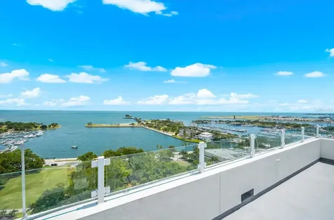 176 4th Avenue NE St Petersburg FL 33701