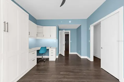 176 4th Avenue NE St Petersburg FL 33701
