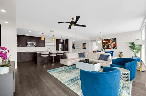 176 4th Avenue NE St Petersburg FL 33701