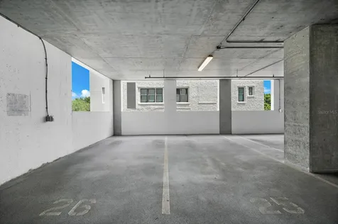 176 4th Avenue NE St Petersburg FL 33701