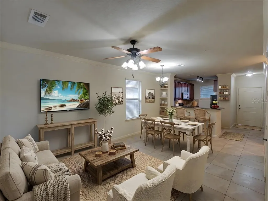 904 Charo Parkway Davenport FL 33897