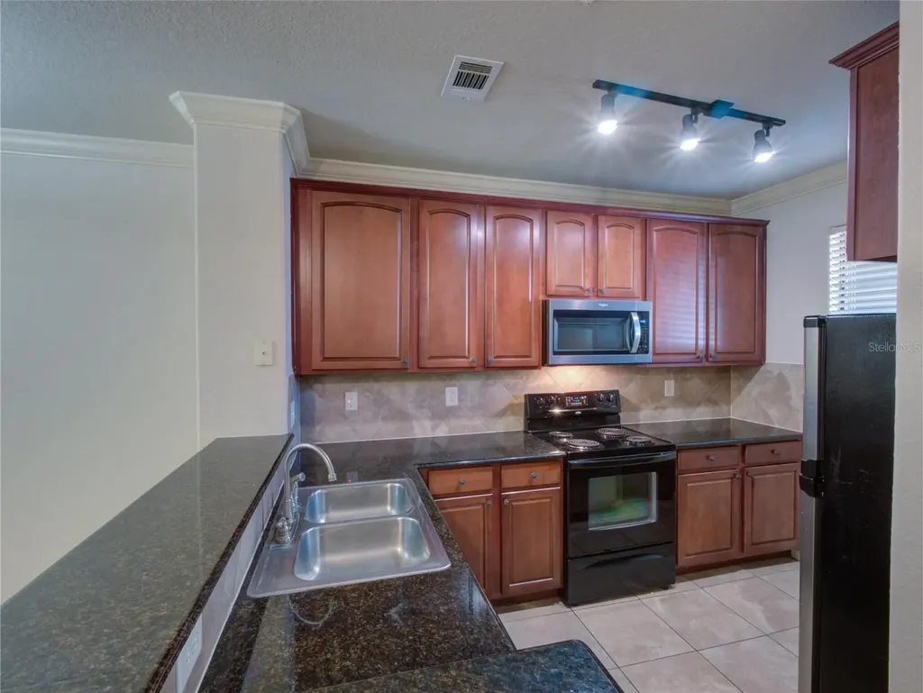 904 Charo Parkway Davenport FL 33897