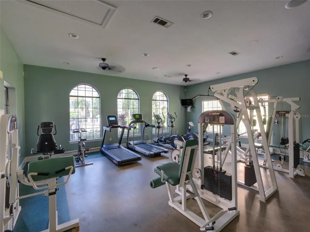 904 Charo Parkway Davenport FL 33897