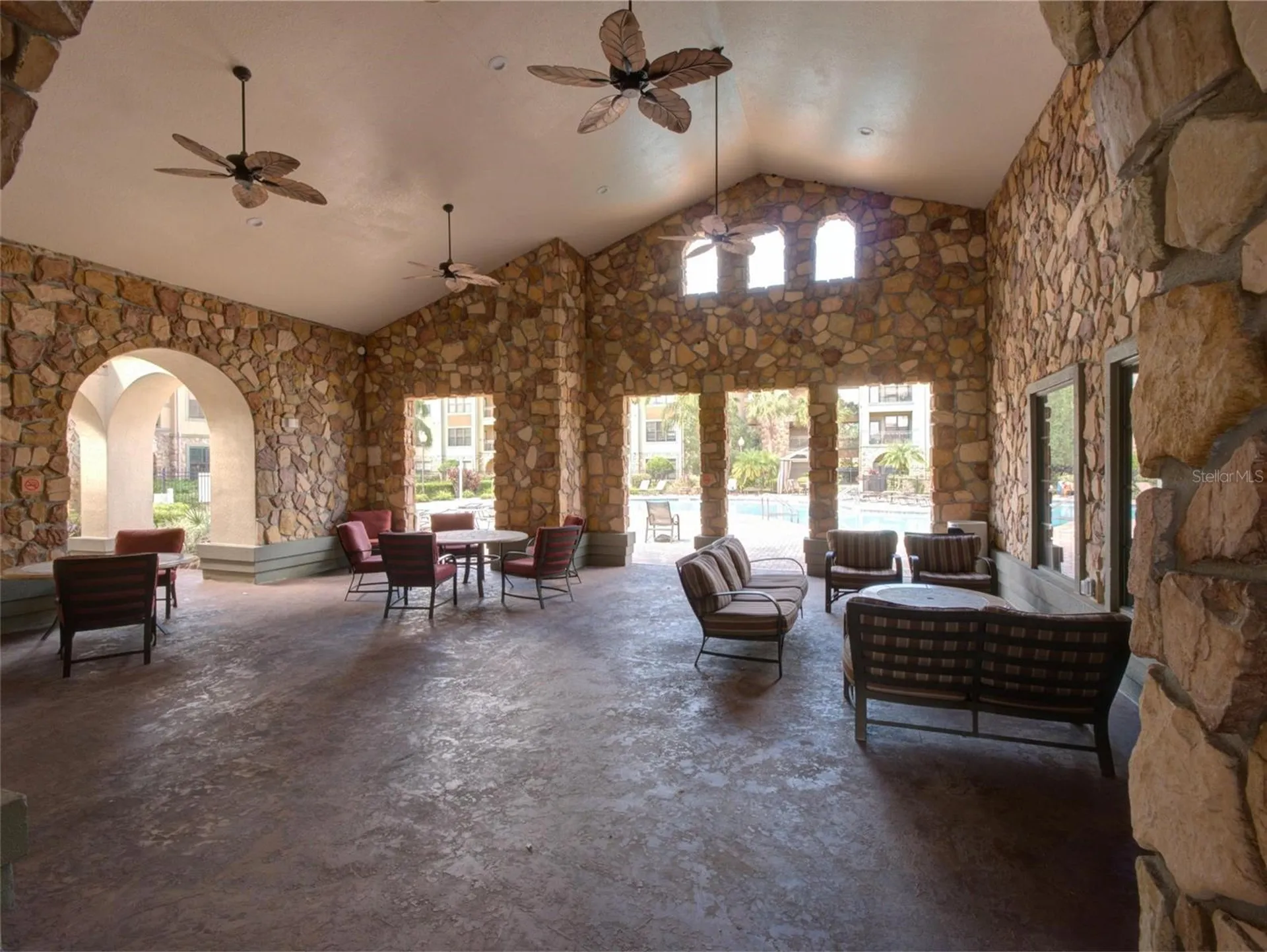 904 Charo Parkway Davenport FL 33897