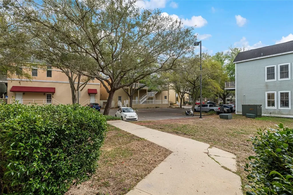 9177 SW 52nd Road Gainesville FL 32608