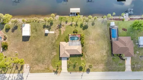 2434 Como Street Port Charlotte FL 33948