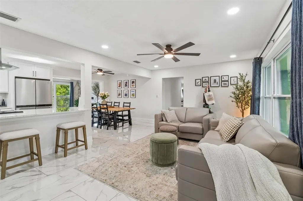 1618 Barry Road Clearwater FL 33756