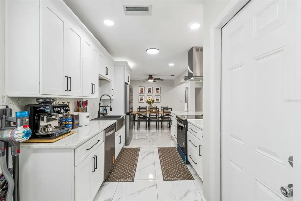 1618 Barry Road Clearwater FL 33756