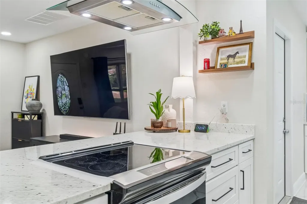 1618 Barry Road Clearwater FL 33756