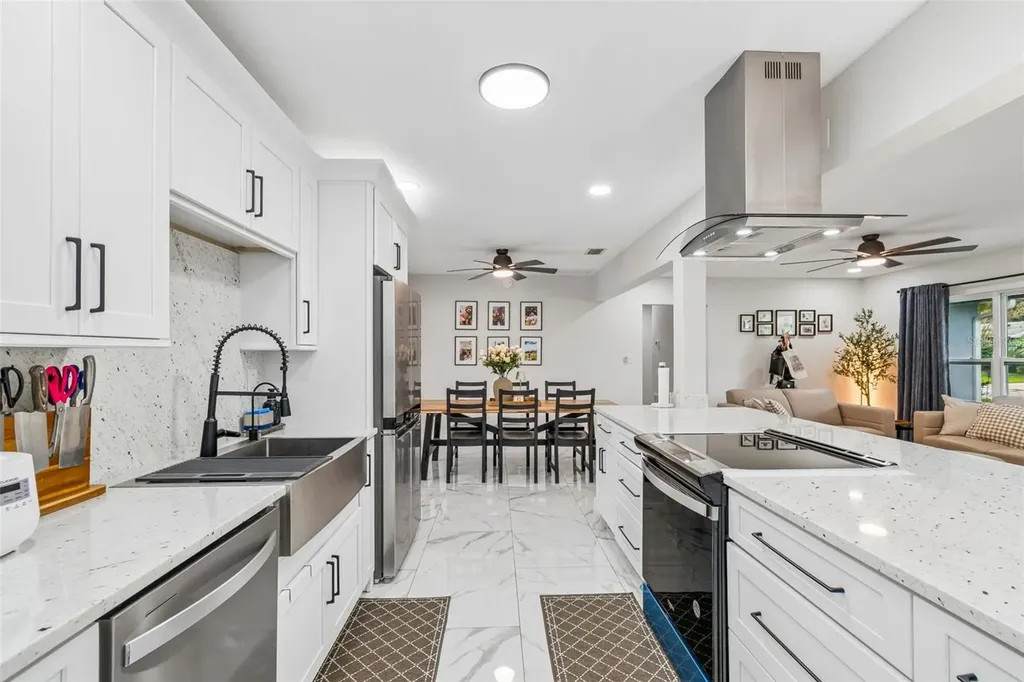 1618 Barry Road Clearwater FL 33756
