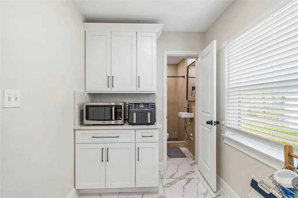 1618 Barry Road Clearwater FL 33756