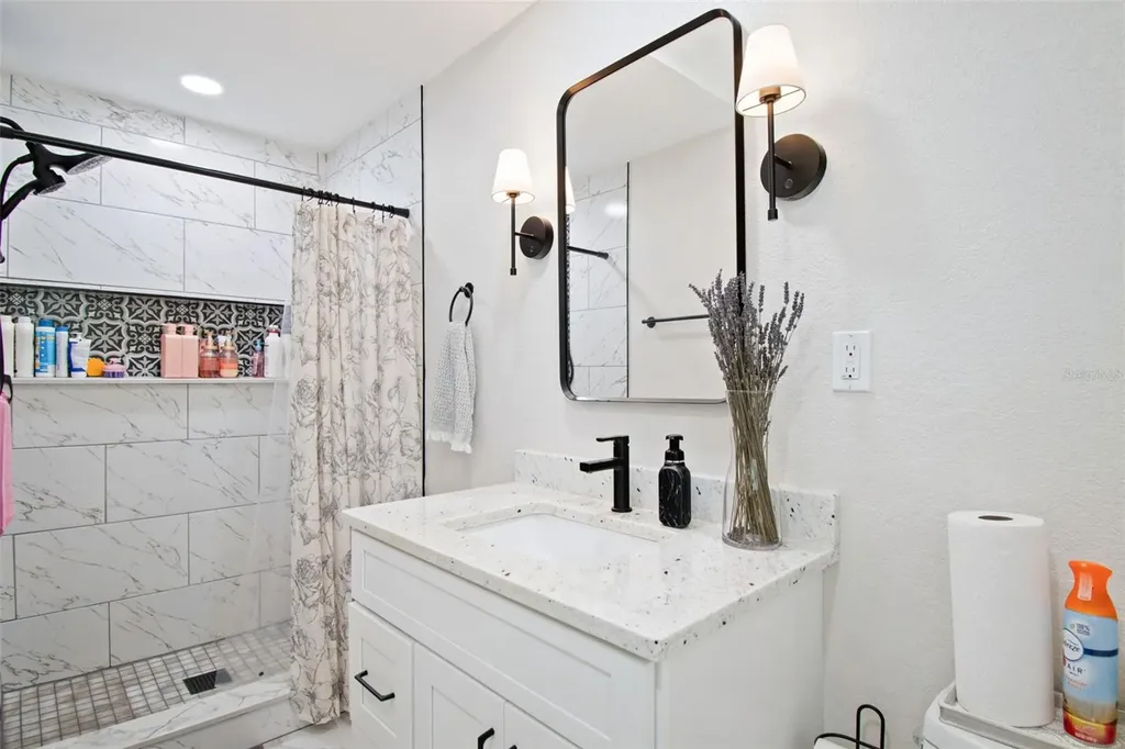 1618 Barry Road Clearwater FL 33756