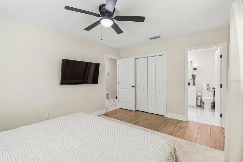 1618 Barry Road Clearwater FL 33756