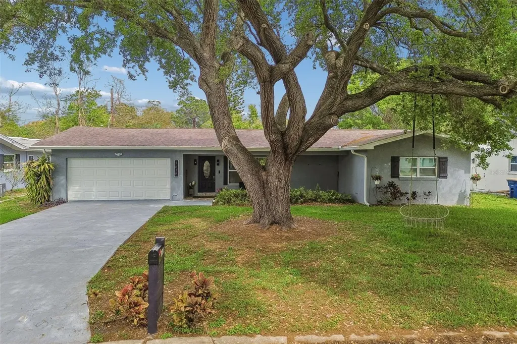 1618 Barry Road Clearwater FL 33756