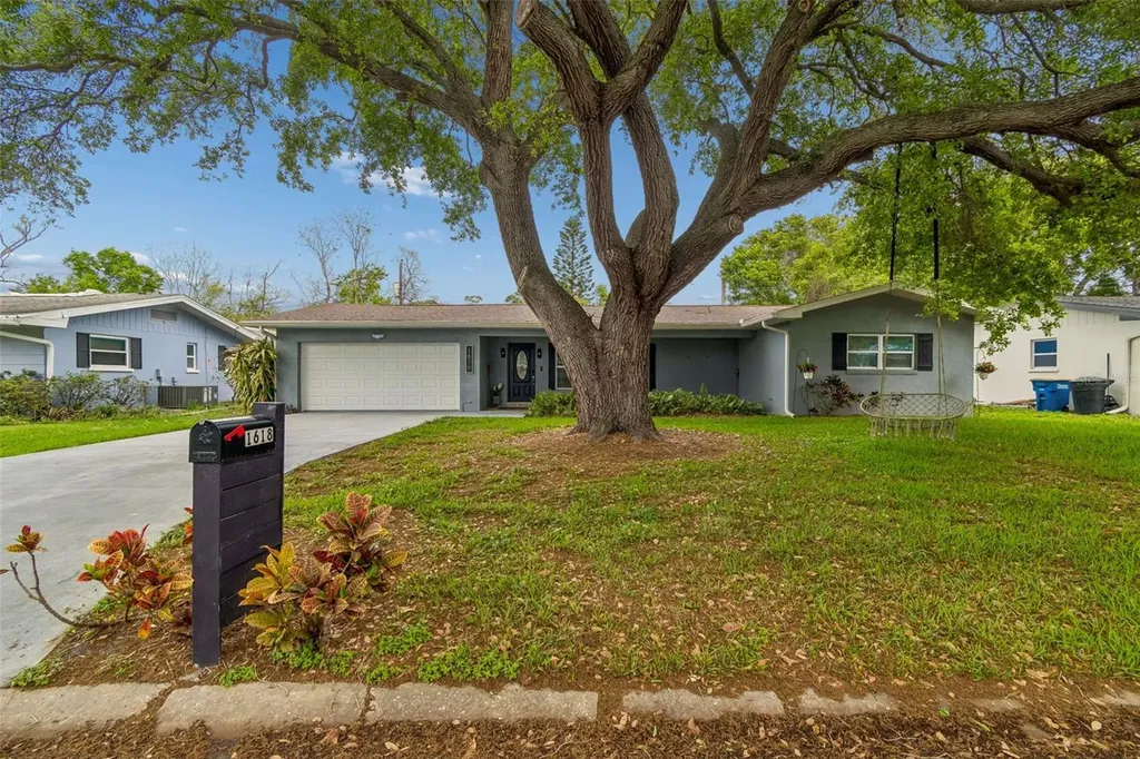 1618 Barry Road Clearwater FL 33756