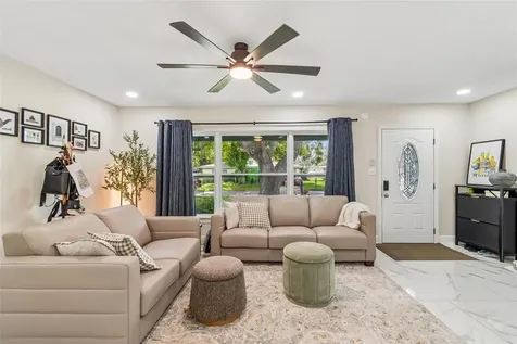 1618 Barry Road Clearwater FL 33756