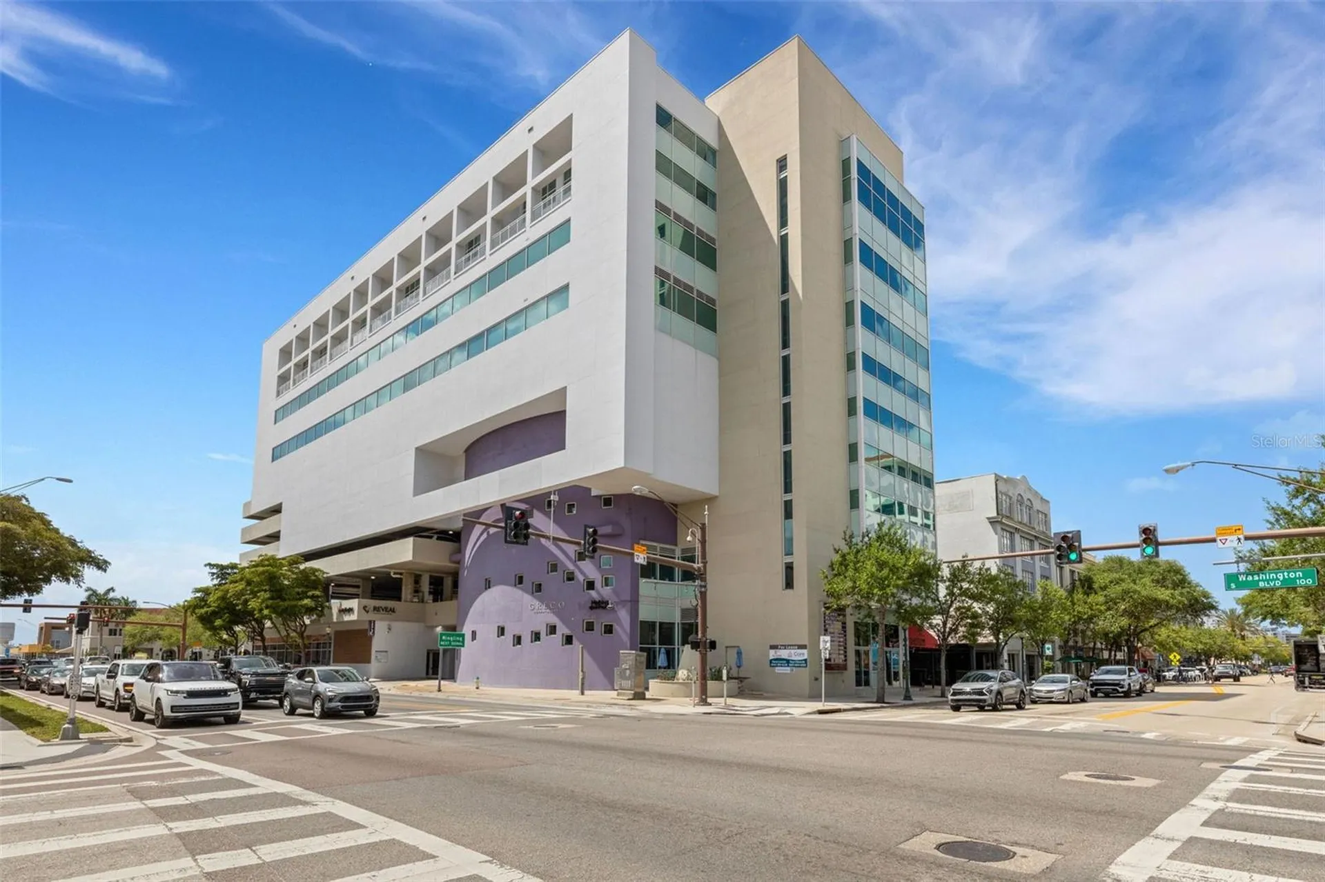 1990 Main Street Sarasota FL 34236