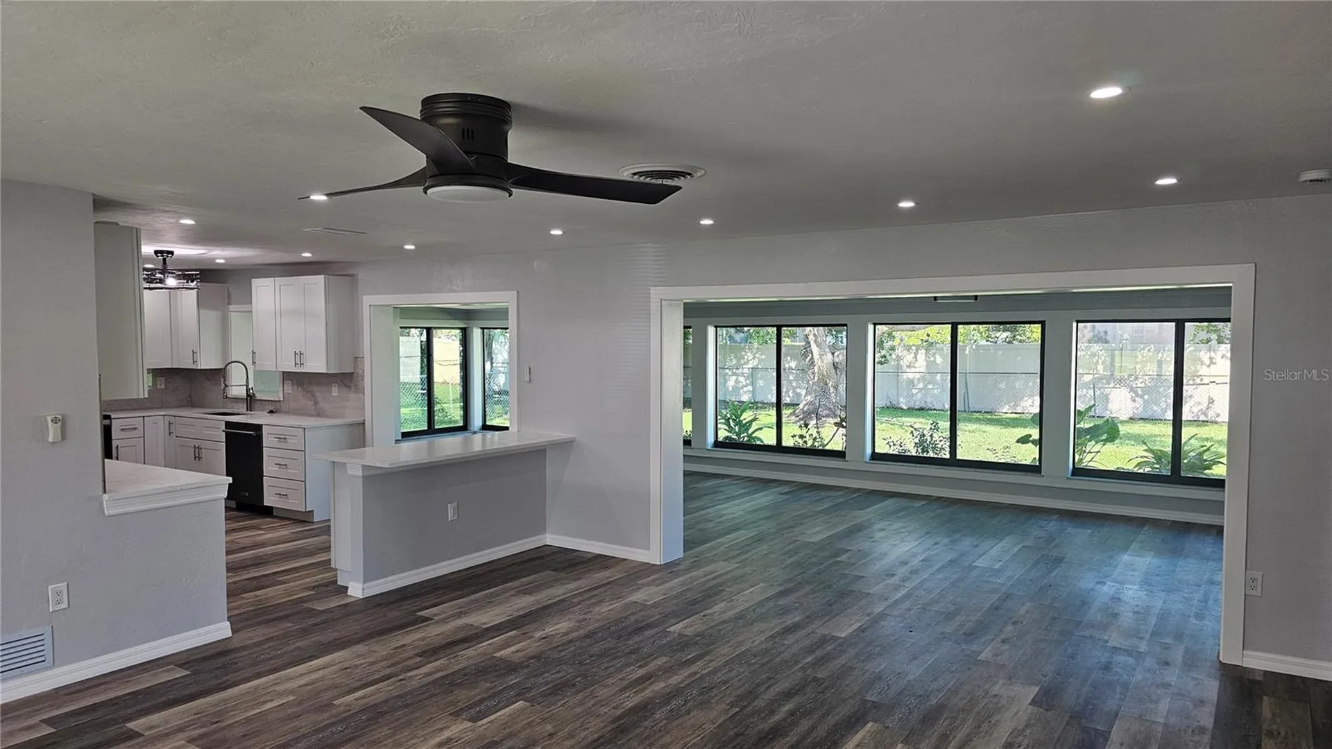 3317 Pine Valley Drive Sarasota FL 34239