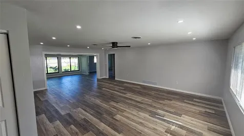 3317 Pine Valley Drive Sarasota FL 34239