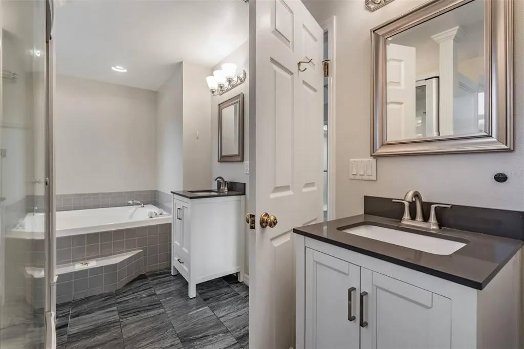 3220 W Bay Villa Avenue Tampa FL 33611