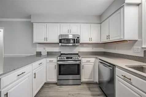 3220 W Bay Villa Avenue Tampa FL 33611