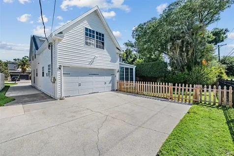 3220 W Bay Villa Avenue Tampa FL 33611