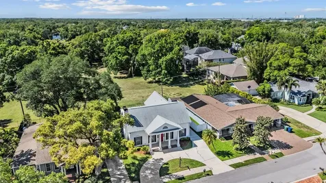 3220 W Bay Villa Avenue Tampa FL 33611