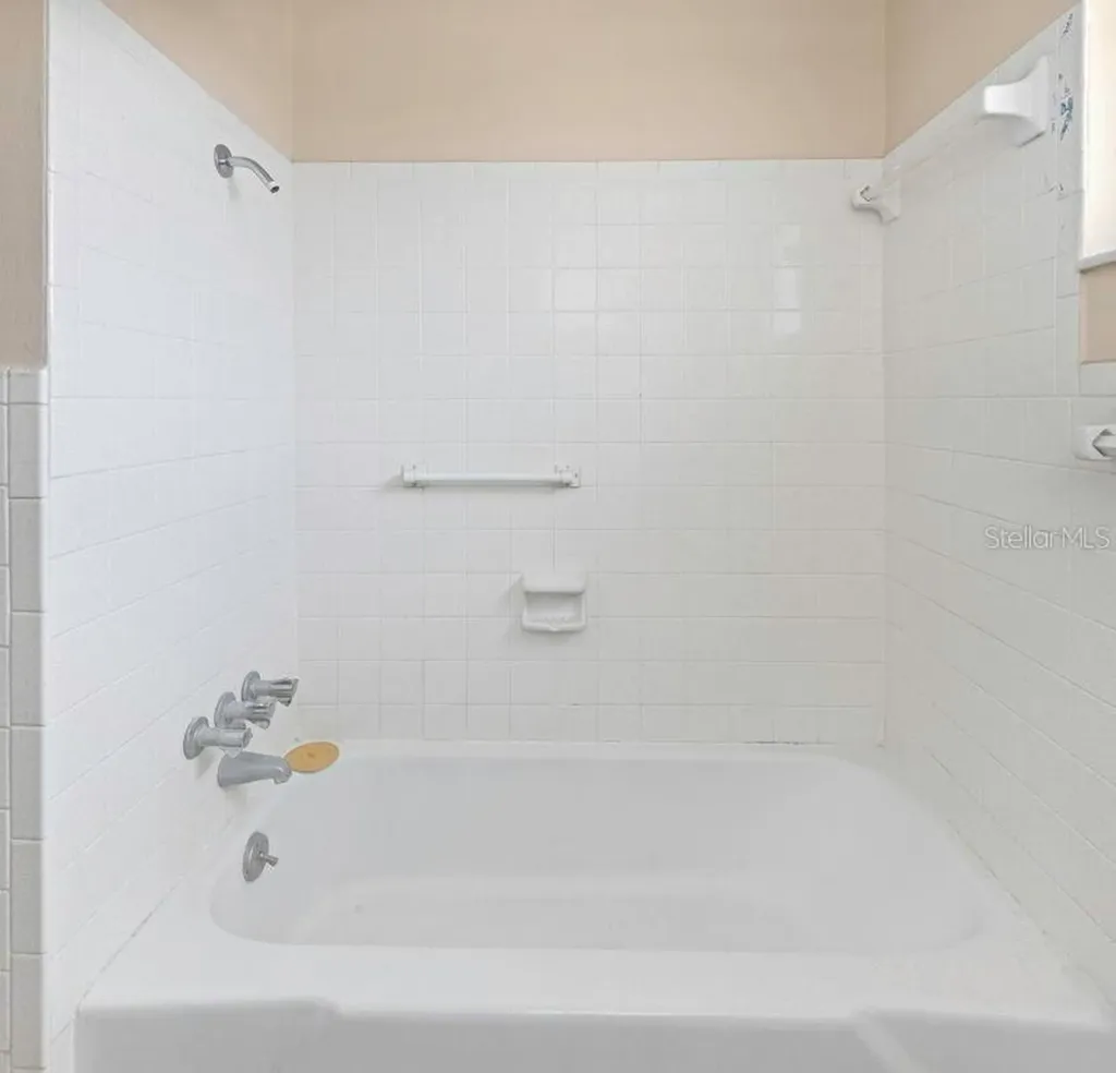 5836-5848 Madison Street New Port Richey FL 34652