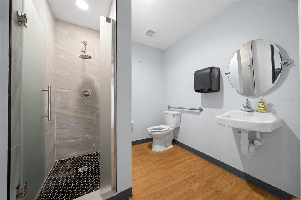 3073 NE 37th Place Wildwood FL 34785